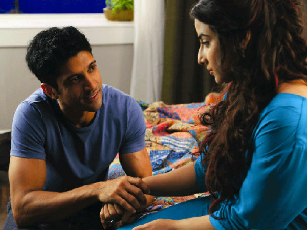 10. अतीत न बताएं: 