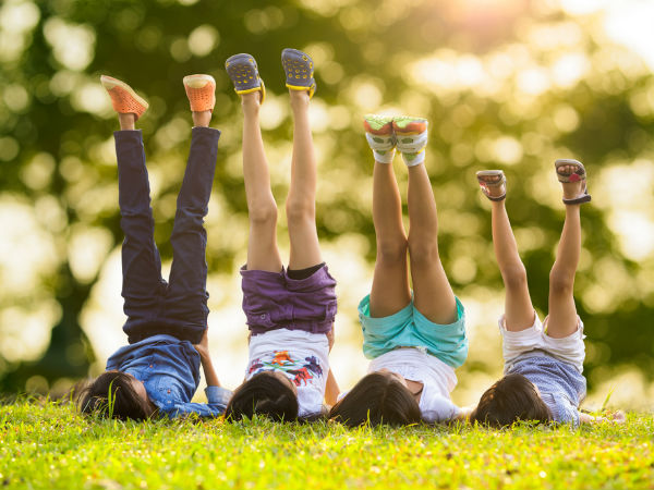 10. नकल सीखें: 