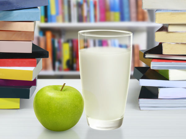 नाश्ते से पहले दूध