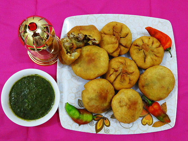Chicken Kachori For Non Veg Lovers 