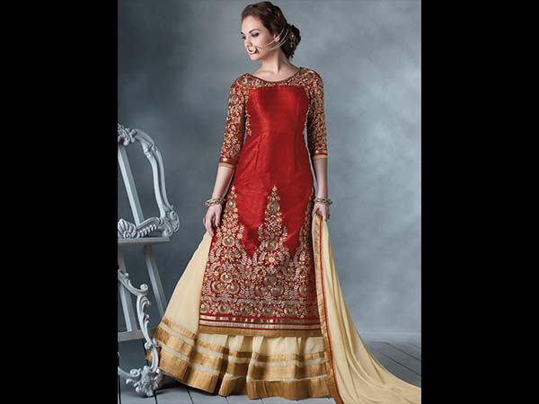 2 Gorgeous Lehengas Under 12000