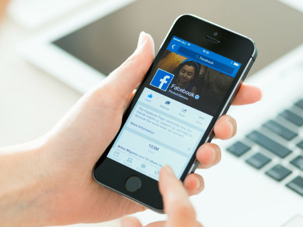 आलोचक: आलोचक: