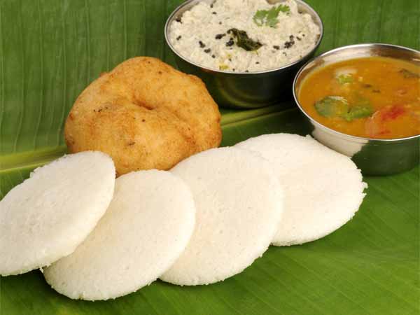 वड़ा पाव की जगह इडली सांभर