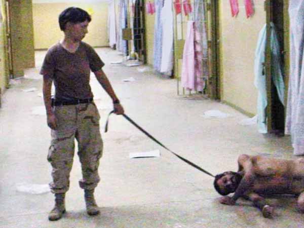 इराक में कैदियों को यातना इराक में कैदियों को यातना