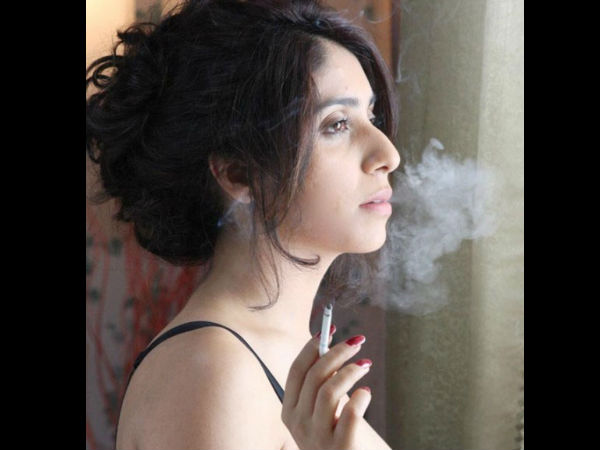 उसे कुछ समय के लिये अकेला छोड़ दीजिये