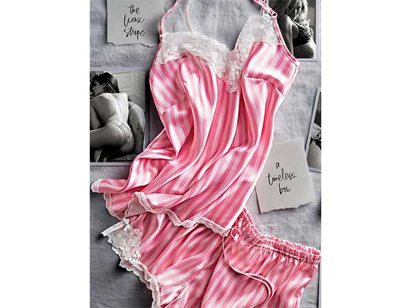  1. सॉटन लिटिल ड्रेस- 