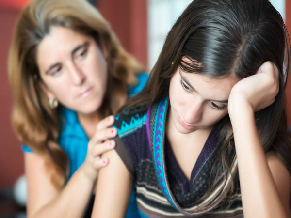 5. बच्‍चे के आत्मविश्वास पर असर पड़ता है 