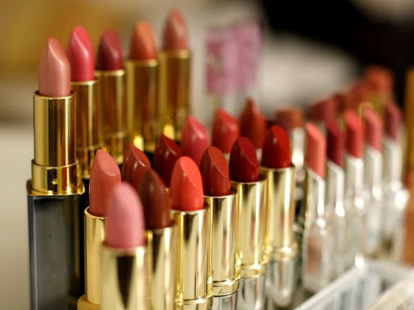 6. लिप कलर - 