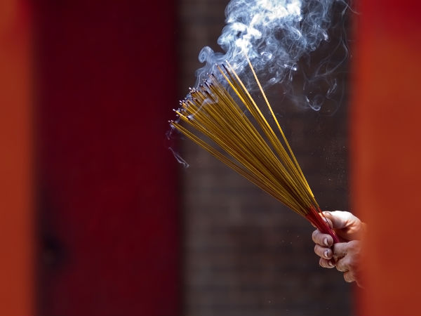  Why Do We Light Incense Sticks Before God? 1 