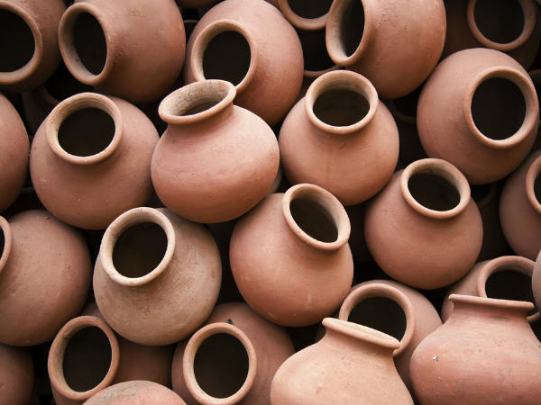 earthen pot 