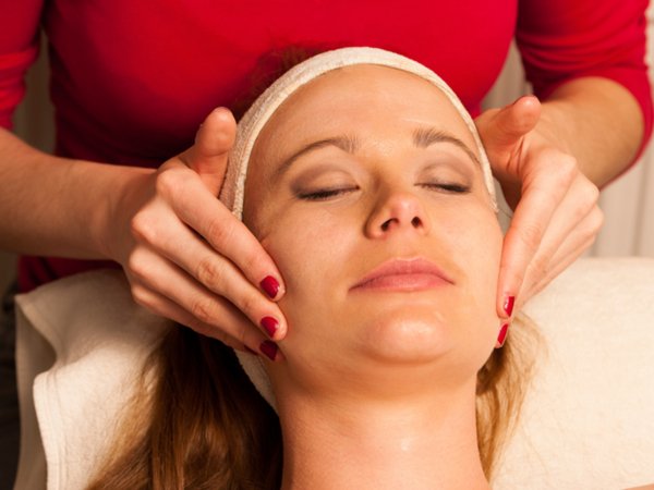 6. त्वचा को तैयार करना: 