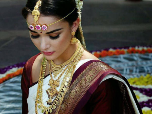  8. वाटरप्रूफ मेकअप