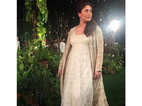 Kareena Kapoor Khan Turns Showstopper 1 