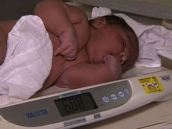 baby that weighed 6.8 kg