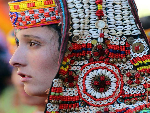 चेहरे पर उम्र का असर नहीं