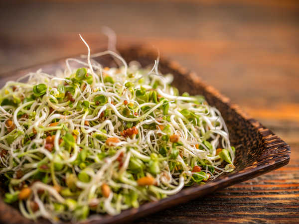 6. फाइबर युक्त खाद्य पदार्थ: