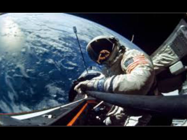  सैनिटरी पैड्स या टैम्पोंस करती है मदद 