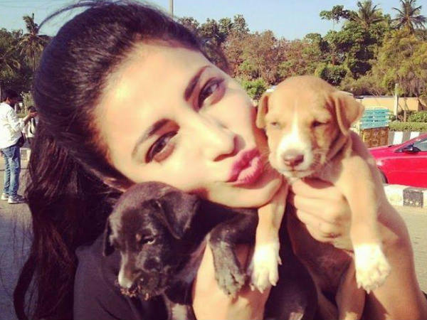  सनस्क्रीन लगाना -