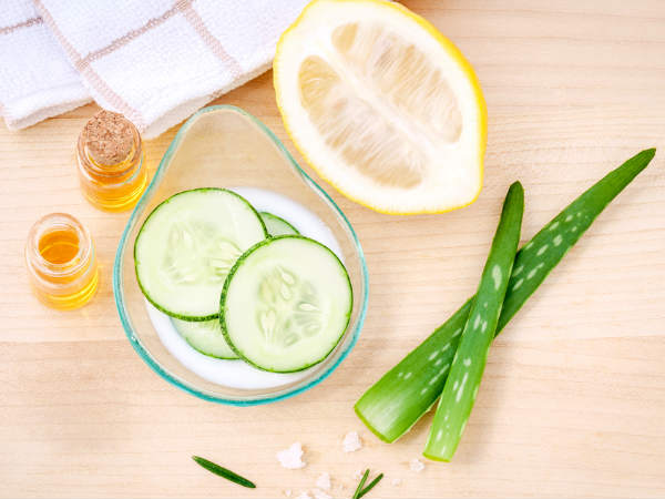 5. एलोवेरा और खीरा 