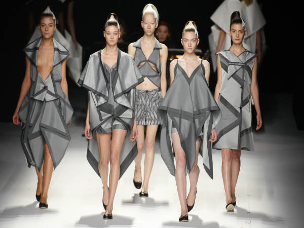 डॉक्टर का सेटिफिकेट जरुरी डॉक्टर का सेटिफिकेट जरुरी