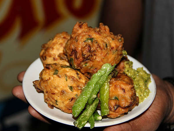  Doctors warn against eating outside food 