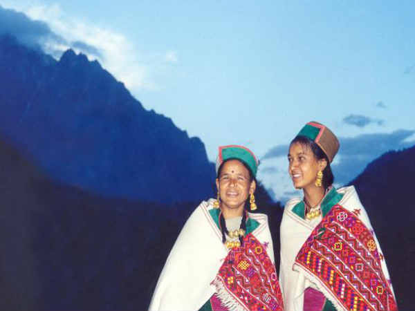 इन दिनों रहती है महिलाएं र्निवस्त्र इन दिनों रहती है महिलाएं र्निवस्त्र