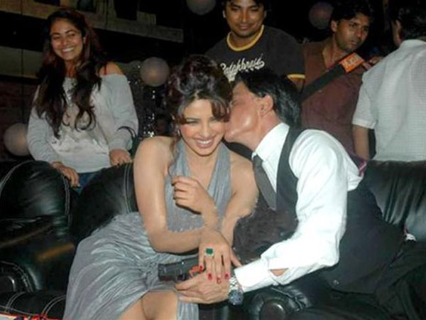 सवाल 10- किसी और पर भी है नज़र ?