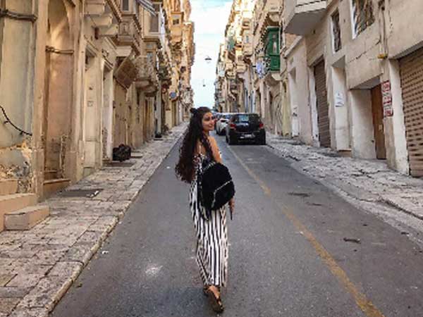 फतिमा सना शेख 