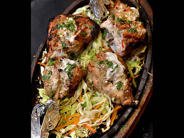 7. अनमोल चिकन 7. अनमोल चिकन