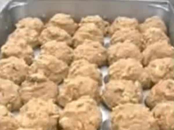 2014 में 90 मिलियन लड्डू बेचने का रिकार्ड 