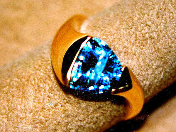 8. वृश्किच : टोपाज़