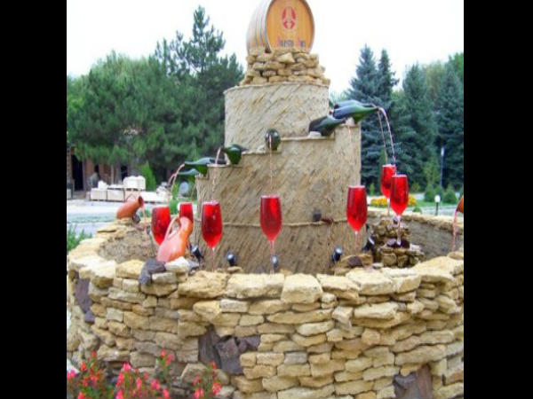 24 घंटों फ्री में पीएं वाइन 24 घंटों फ्री में पीएं वाइन