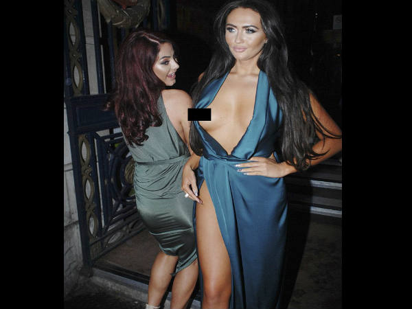 ड्रेस में दिखाई बेहूदगी 