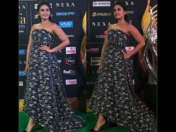  स्ट्रिपलैस ड्रेस में दिखी हुमा 