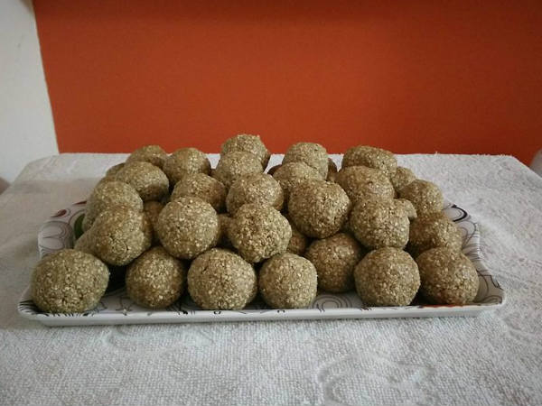  नारियल और तिल