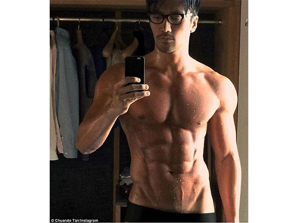 बढ़ती उम्र मानों थम सी गई है