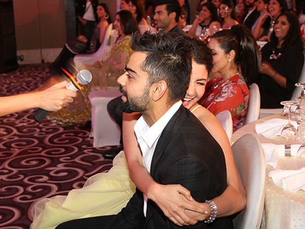 दोस्त से बात करें: