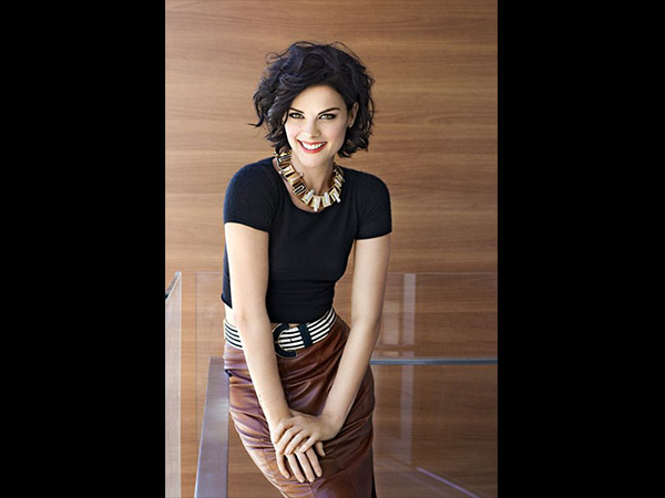 टॉसल्‍ड बॉब कट