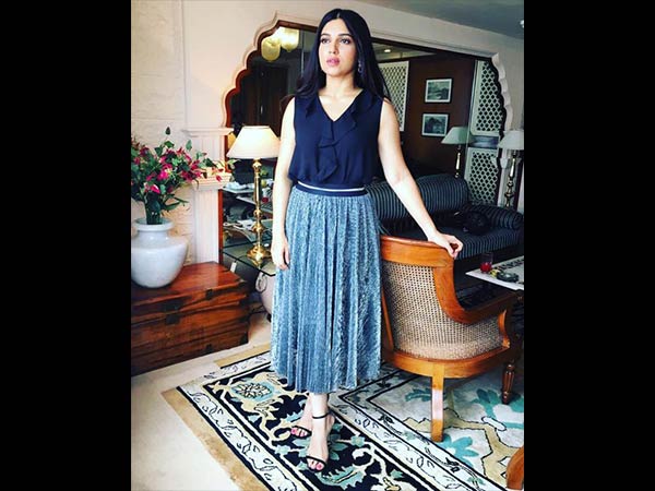 मार्क एंड स्‍पेंसर लुक में 