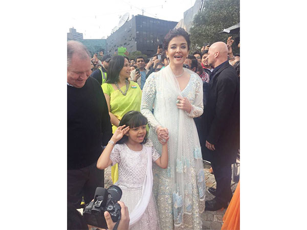 बेहद खूबसूरत लग रही थी ऐश 