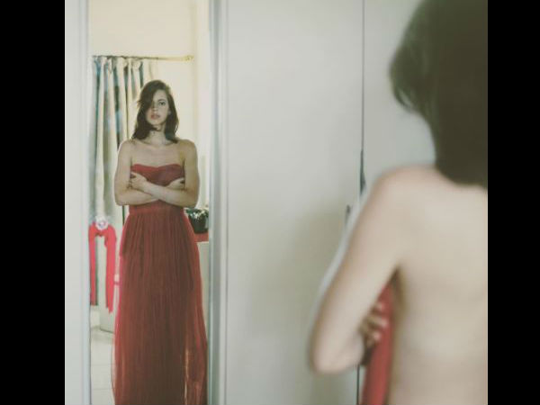 करती रहती है शेयर करती रहती है शेयर