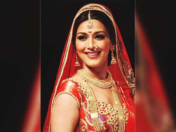 सोनाली बेंद्र