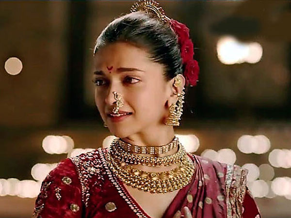 दीपिका पादुकोण