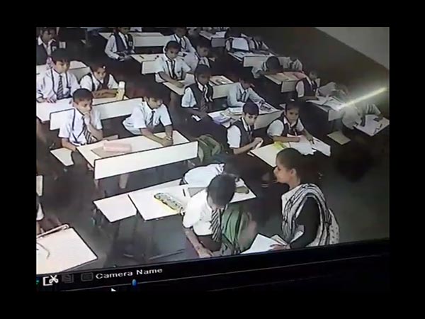 आरटीई एक्‍ट के तहत बैन है 