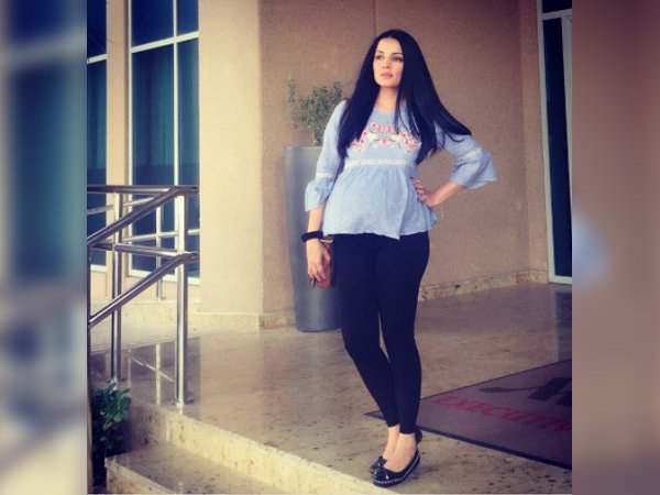 pregnant celina jaitly