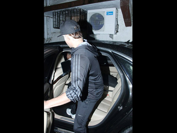 मिस्टर इंडिया का सफेद बालों वाला लुक 