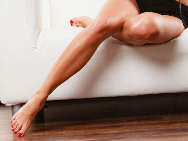 #4. सिल्‍की पैरों के लिये लेमन स्‍क्रब 