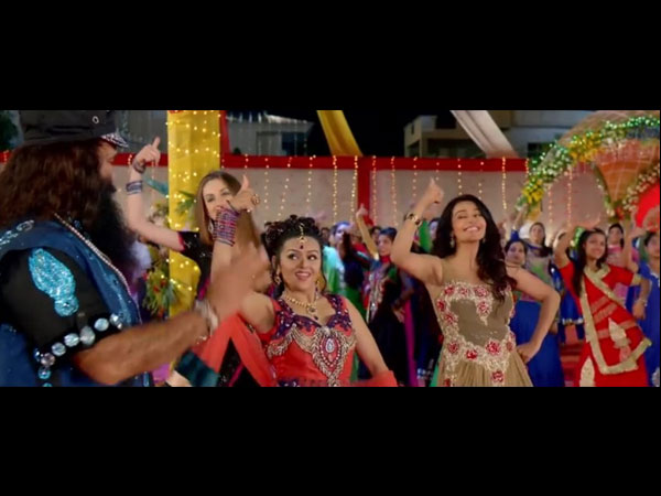 नाइट पार्टी का नाम 'रूबरू' था