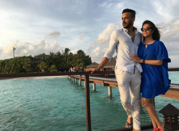 7. सोशल मीडिया