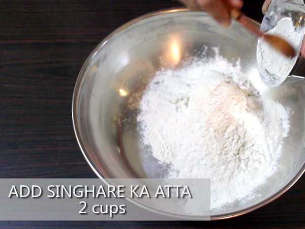 singhare ki poori recipe